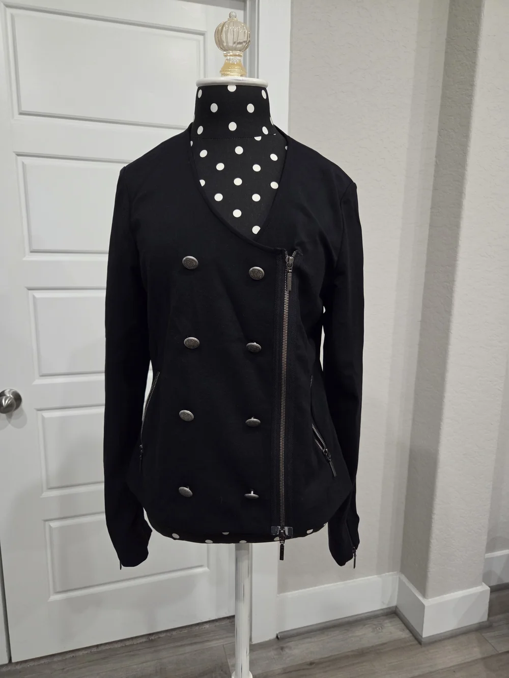 HELUOS & LUNA  Women's Premium Black Double-Breasted Asymmetrical Jacket Size  6